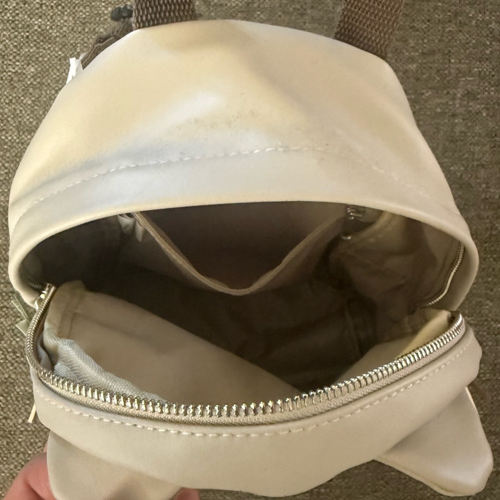 NWT Pusheen Mini Backpack Purse Gray Winking Cat 2018 Faux Leather New With Tags - Picture 5 of 11